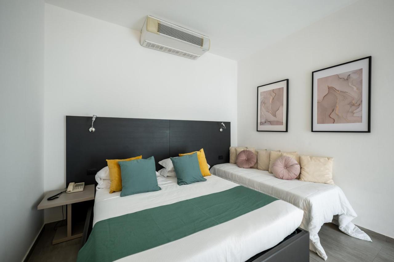 Hotel Continental 세니갈리아 외부 사진