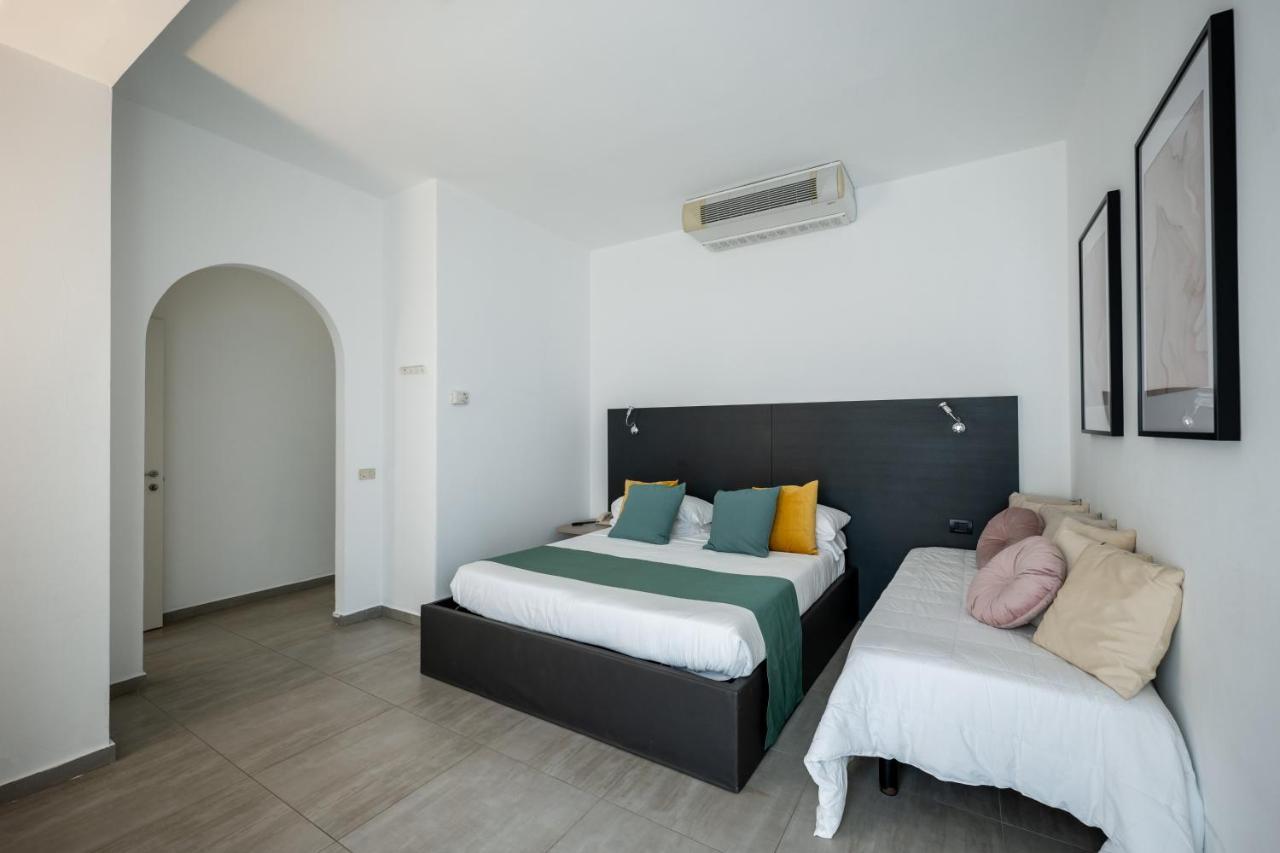 Hotel Continental 세니갈리아 외부 사진