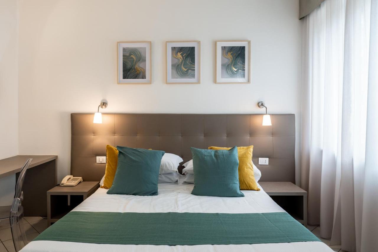 Hotel Continental 세니갈리아 외부 사진